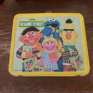 Vintage Sesame Street lunch box 1979